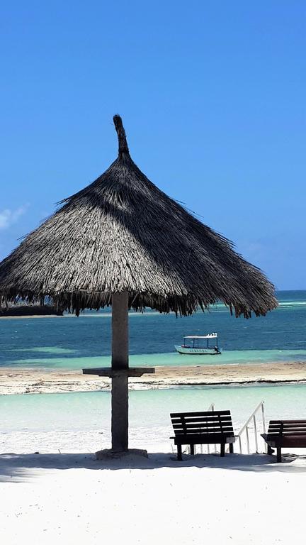 Turtle Bay Beach Club Watamu Bagian luar foto
